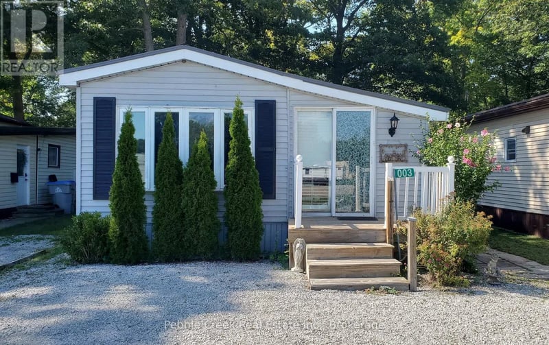 #Unit #3 9951 Northville Crescent, Lambton Shores (Port Franks), Ontario, N0M2N0, Lambton Shores (Port Franks), Ontario — photo 1 of 5
