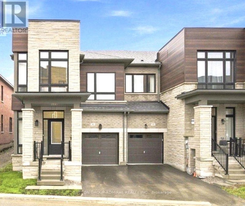 46 Fish Drive, Aurora, Ontario, L4B4A7, Aurora, Ontario — photo 1 of 5