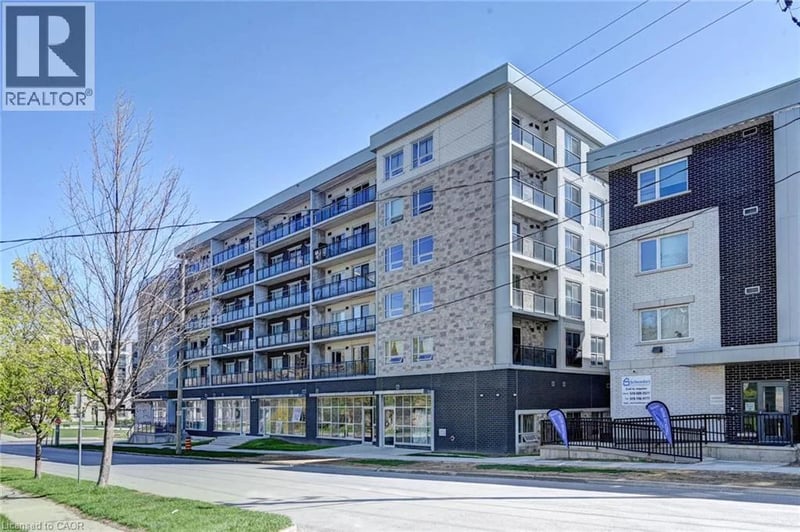 #F209 275 LARCH Street, Waterloo, Ontario, N2L3R2, Waterloo, Ontario — photo 1 of 5