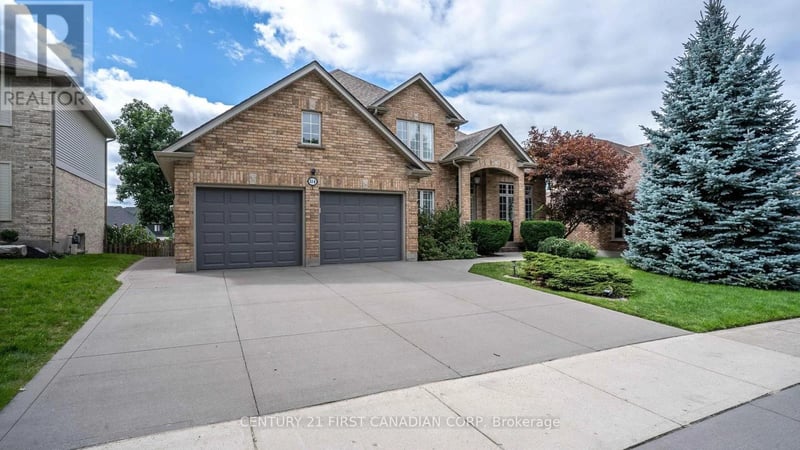 114 Longview Court, London South (South K), Ontario, N6K4J1, London South (South K), Ontario — photo 1 of 5