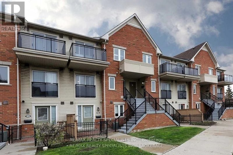 #44 4620 Guildwood Way, Mississauga (Hurontario), Ontario, L5R4H4, Mississauga (Hurontario), Ontario — photo 1 of 5