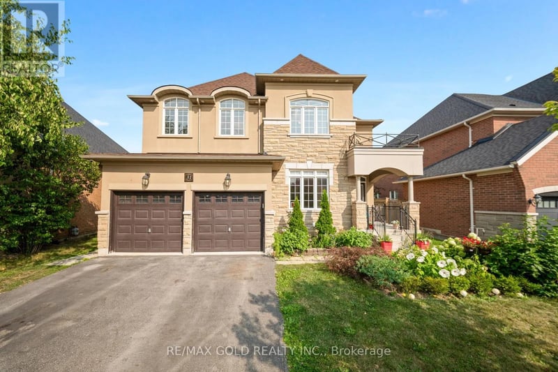 31 Fontainebleu Road, Brampton (Vales of Castlemore North), Ontario, L6P1Z1, Brampton (Vales of Castlemore North), Ontario — photo 1 of 5