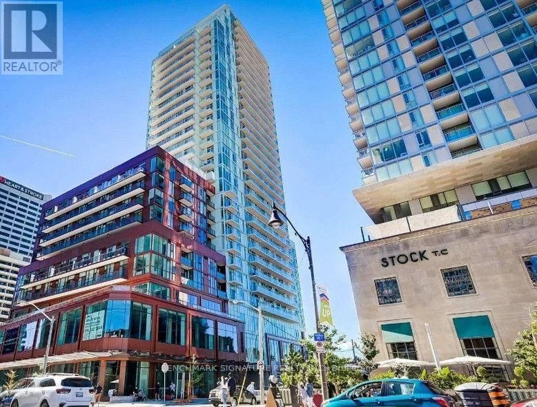 #1505 33 Helendale Avenue, Toronto (Yonge-Eglinton), Ontario, M4R0A4, Toronto (Yonge-Eglinton), Ontario — photo 1 of 5