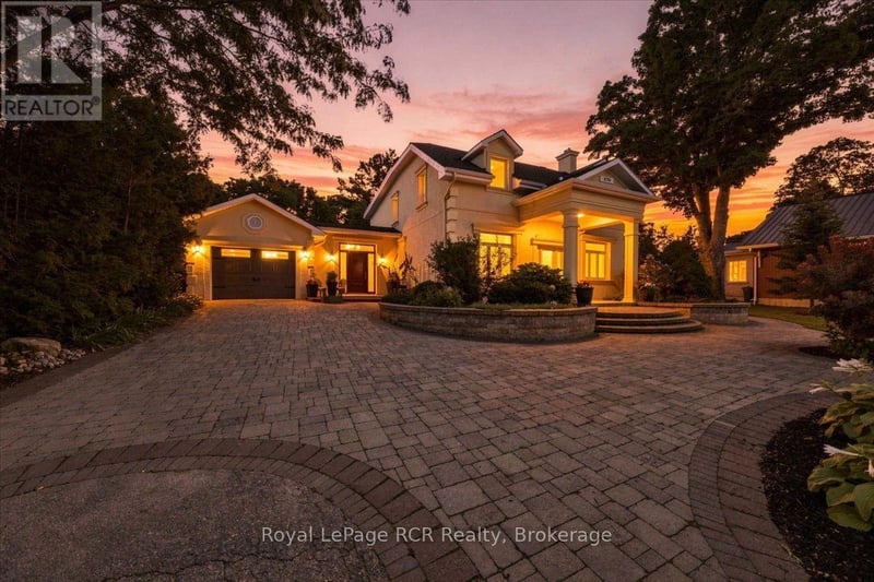 575 Queen Street, Kincardine, Ontario, N2Z2J1, Kincardine, Ontario — photo 1 of 5