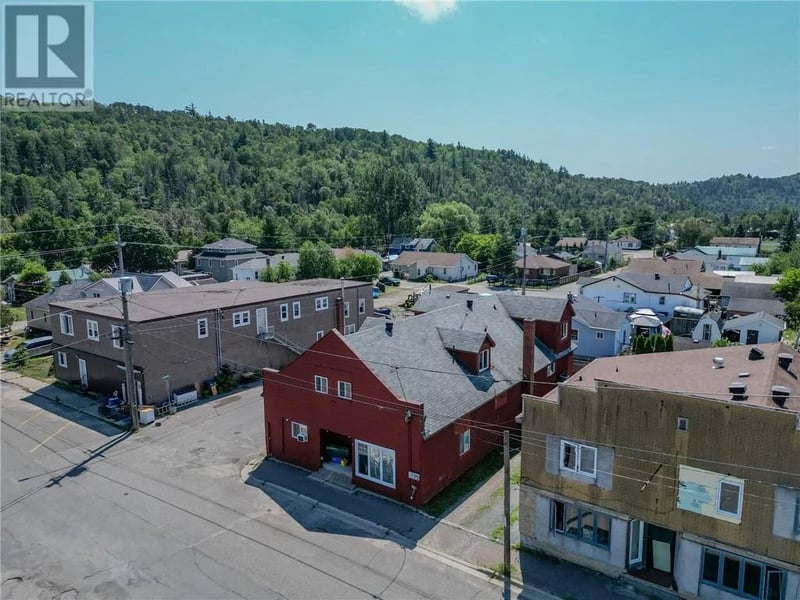 7 Second Avenue, Levack, Ontario, P0M2C0, Levack, Ontario — photo 1 of 5