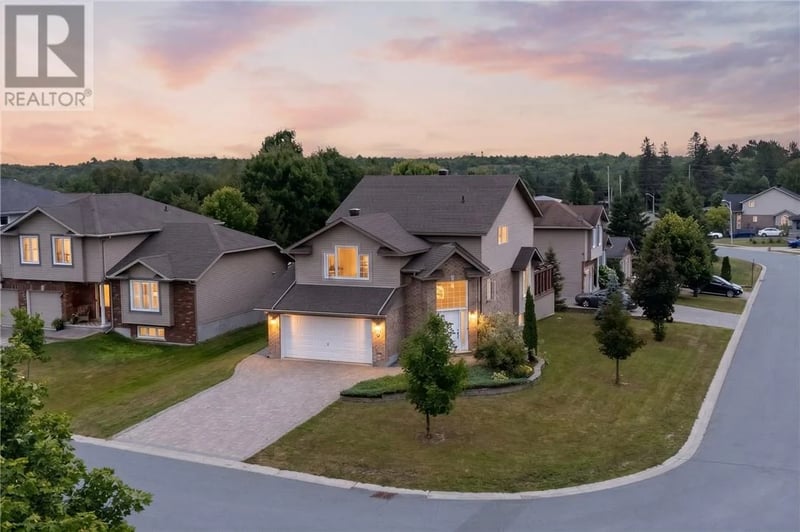 3 Silverberry, Lively, Ontario, P3Y0A1, Lively, Ontario — photo 1 of 5