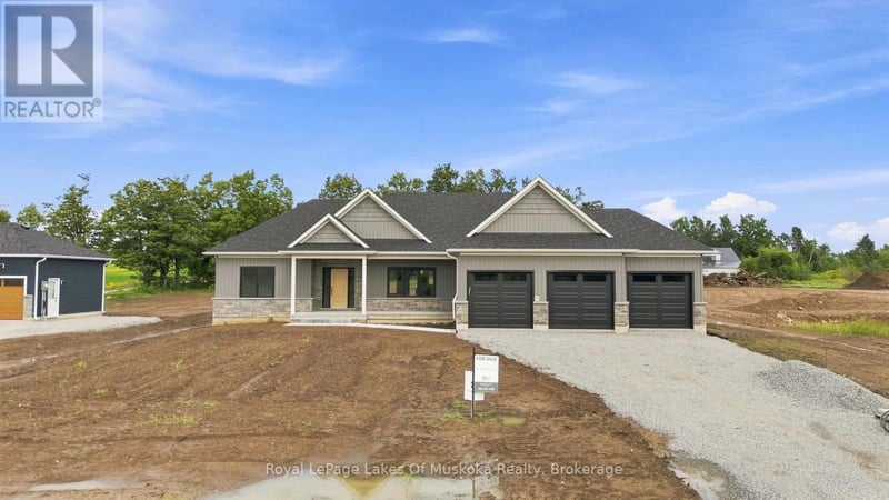 3 Meadow Acres Road, Oro-Medonte (Warminster), Ontario, L0K2G1, Oro-Medonte (Warminster), Ontario — photo 1 of 5