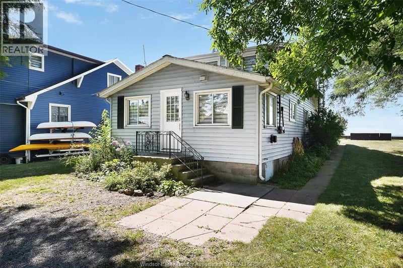 69 WILLOW BEACH Road, Amherstburg, Ontario, N9V2Y8, Amherstburg, Ontario — photo 1 of 5
