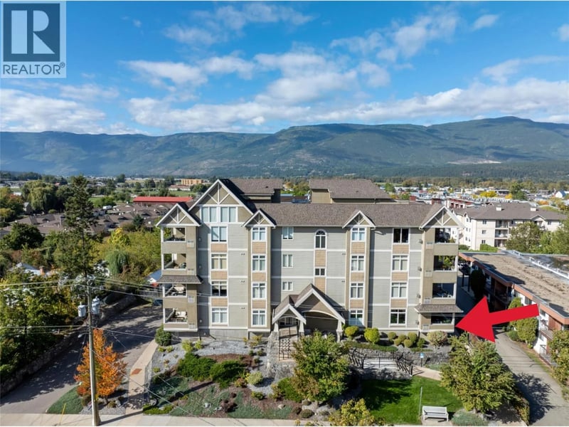 #102 611 Shuswap Street Southwest, Salmon Arm, British Columbia, V1E0A9, Salmon Arm, British Columbia — photo 1 of 5