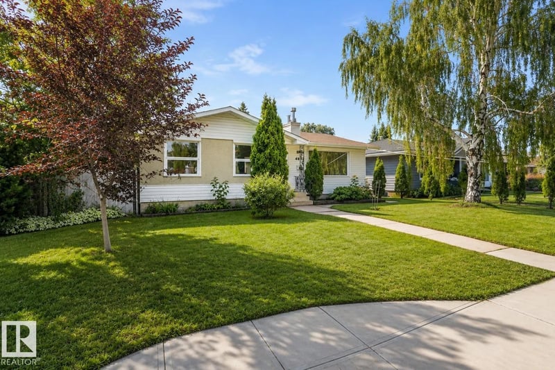 4812 MALMO RD NW, Edmonton, Alberta, T6H4L6, Edmonton, Alberta — photo 1 of 5