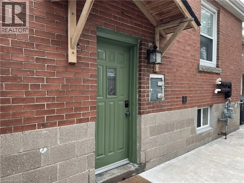 #LOWER 4 SUNNING HILL Avenue, Hamilton, Ontario, L8T4Z1, Hamilton, Ontario — photo 1 of 5