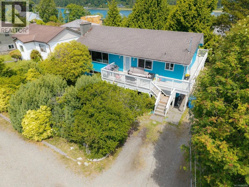 1323 Helen Street, Ucluelet, British Columbia, V0R3A0, Ucluelet, British Columbia — photo 1 of 5