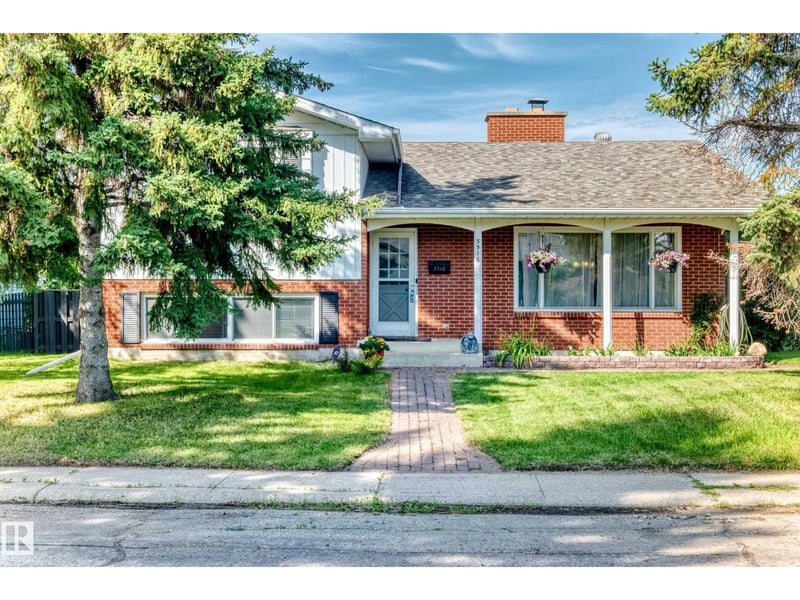 3516 117A ST NW, Edmonton, Alberta, T6J1V4, Edmonton, Alberta — photo 1 of 5