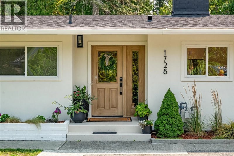1728 Extension Road, Nanaimo, British Columbia, V9X1C7, Nanaimo, British Columbia — photo 1 of 5
