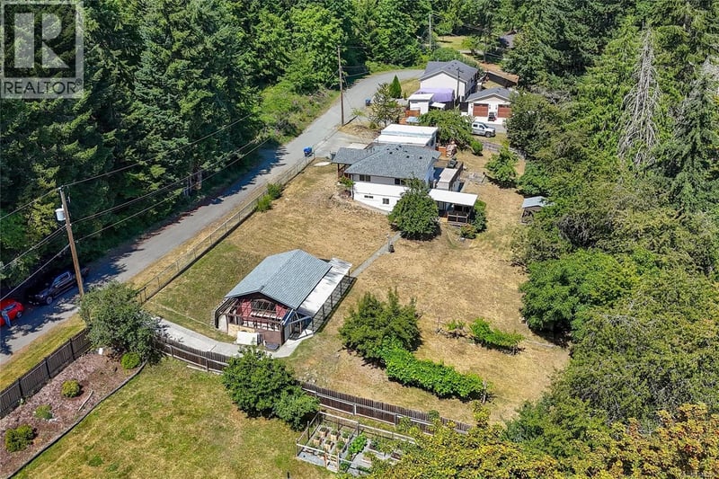 2170 Elizabeth Street, Nanaimo, British Columbia, V9X1G3, Nanaimo, British Columbia — photo 1 of 5