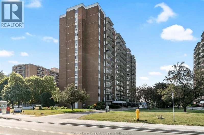 #802 8591 Riverside Dr. E., Windsor, Ontario, N8S1G3, Windsor, Ontario — photo 1 of 5