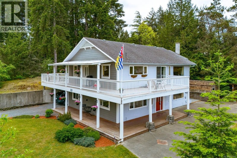 4041 Cambrai Road, Duncan, British Columbia, V9L1N9, Duncan, British Columbia — photo 1 of 5