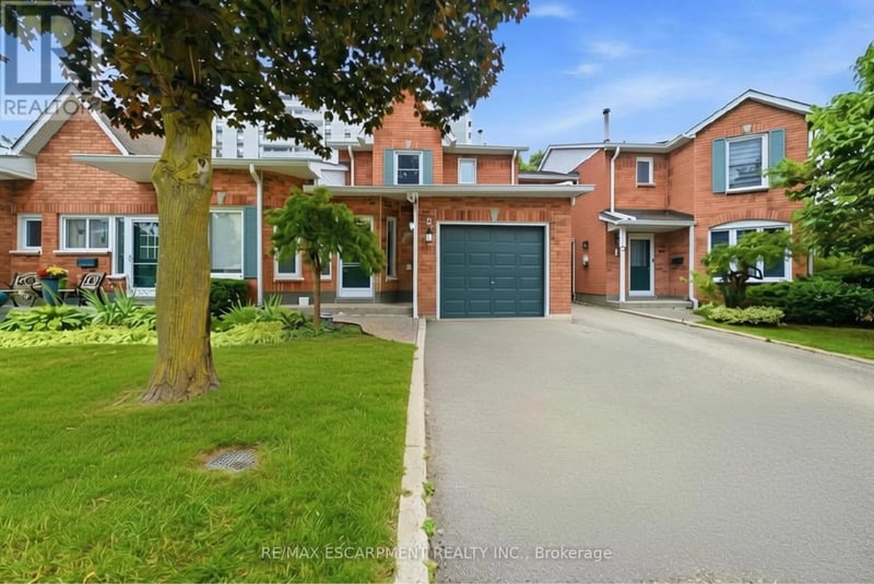 #2 2155 Duncaster Drive, Burlington (Brant Hills), Ontario, L7P4R3, Burlington (Brant Hills), Ontario — photo 1 of 5