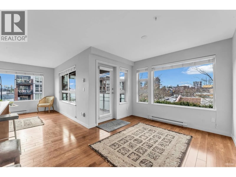 #305 1677 LLOYD Avenue, North Vancouver, British Columbia, V7P0B1, North Vancouver, British Columbia — photo 1 of 5