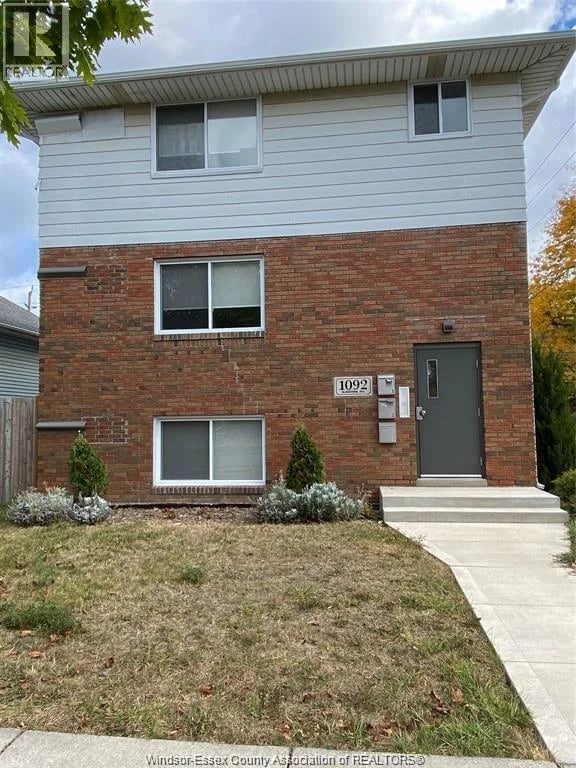 #1 1092 GLADSTONE Avenue, Windsor, Ontario, N9A2R8, Windsor, Ontario — photo 1 of 5