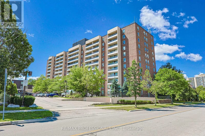 #209 31 Four Winds Drive, Toronto (York University Heights), Ontario, M3J1K9, Toronto (York University Heights), Ontario — photo 1 of 5