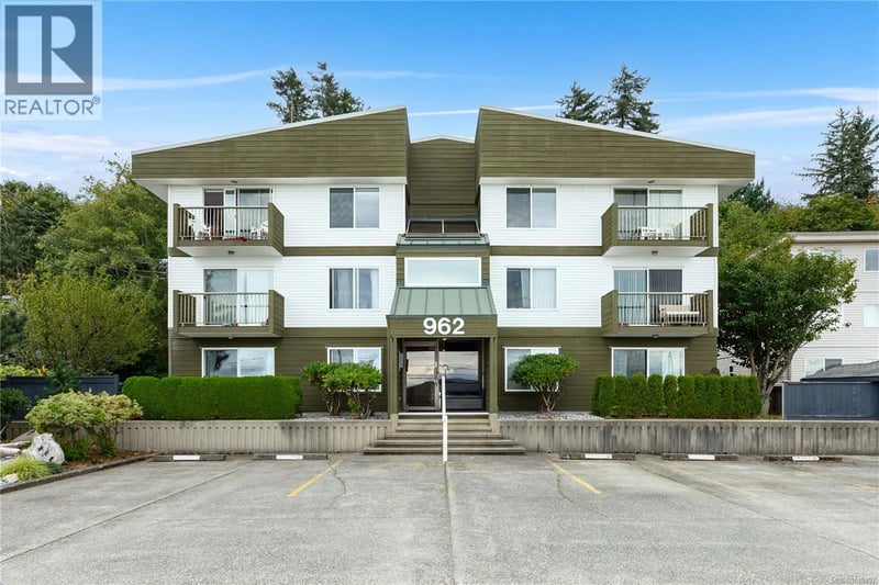 #304 962 Island Highway South, Campbell River, British Columbia, V9W1B1, Campbell River, British Columbia — photo 1 of 5
