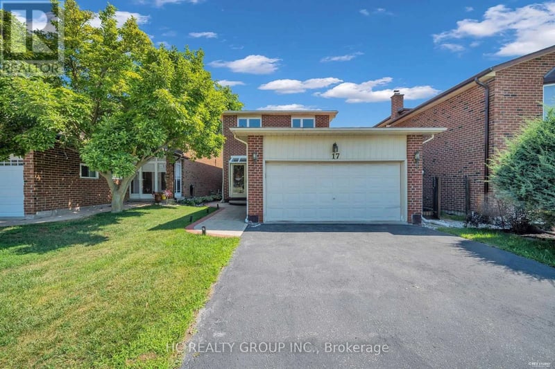17 Pugsley Avenue, Richmond Hill (Crosby), Ontario, L4C8B6, Richmond Hill (Crosby), Ontario — photo 1 of 5