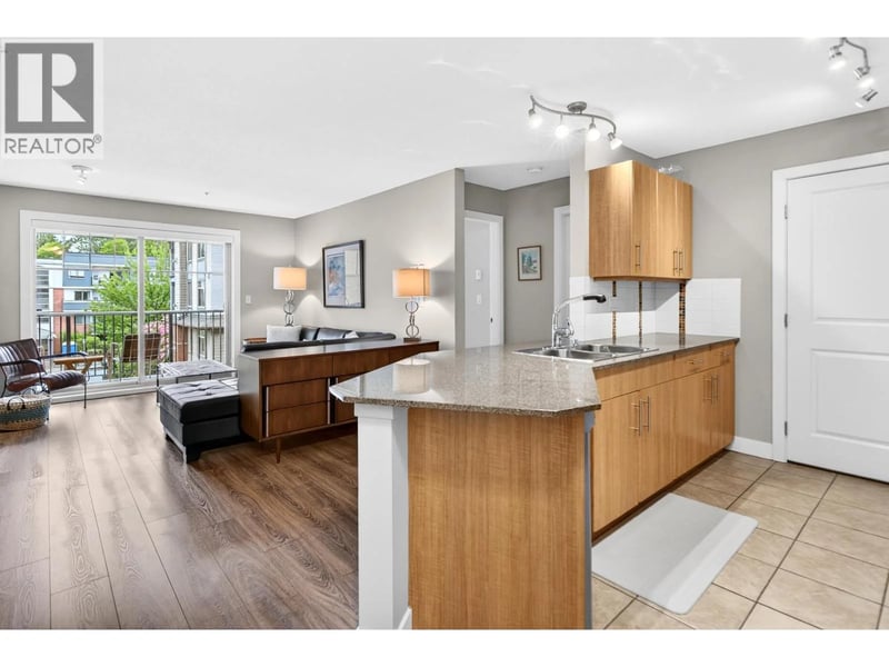#301 12020 207A Street, Maple Ridge, British Columbia, V2X8V2, Maple Ridge, British Columbia — photo 1 of 5