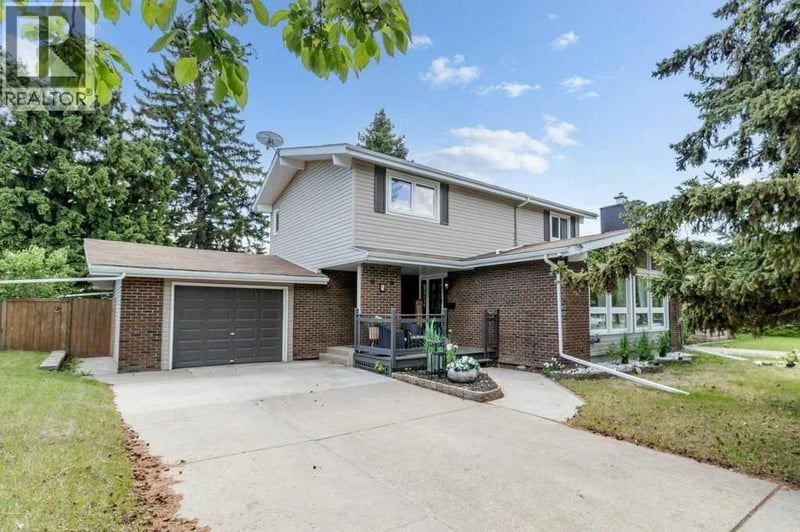 5 Selkirk Boulevard, Red Deer, Alberta, T4N0G1, Red Deer, Alberta — photo 1 of 5