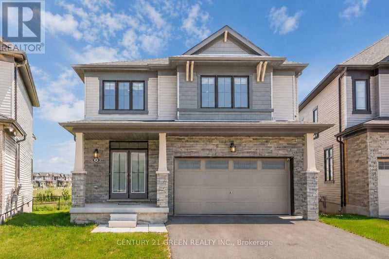 28 Magdalena Street, Hamilton (Stoney Creek), Ontario, L8J0M3, Hamilton (Stoney Creek), Ontario — photo 1 of 5