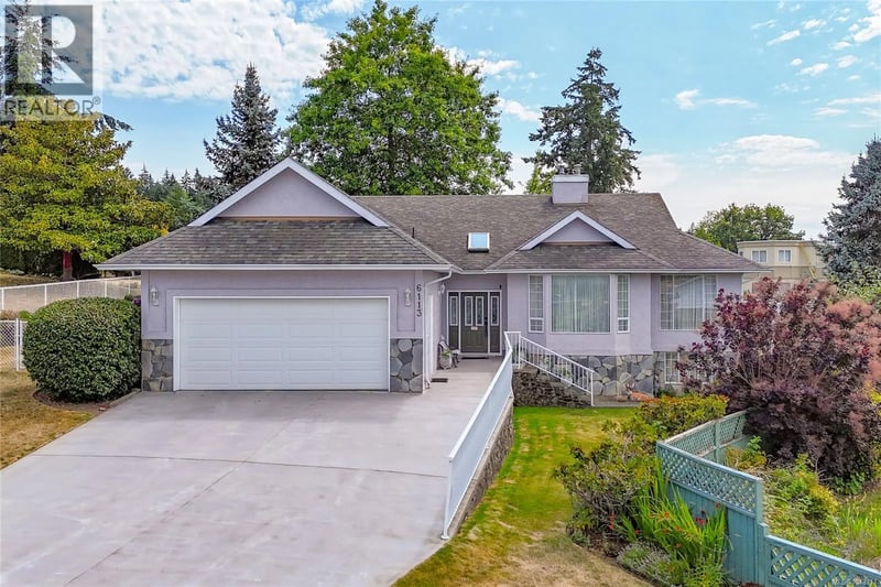 6113 Denali Drive, Duncan, British Columbia, V9L5N4, Duncan, British Columbia — photo 1 of 5