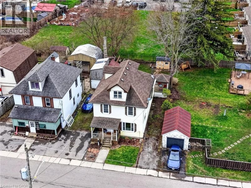 122 SOUTH CAYUGA Street West, Dunnville, Ontario, N1A1P5, Dunnville, Ontario — photo 1 of 5