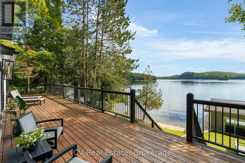 1017 White Pine Road, Lake of Bays (Franklin), Ontario, P1H2J6, Lake of Bays (Franklin), Ontario — photo 1 of 5