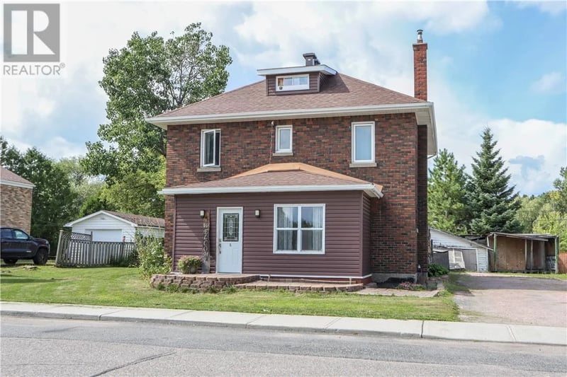 6 Diorite Street, Copper Cliff, Ontario, P0M1N0, Copper Cliff, Ontario — photo 1 of 5