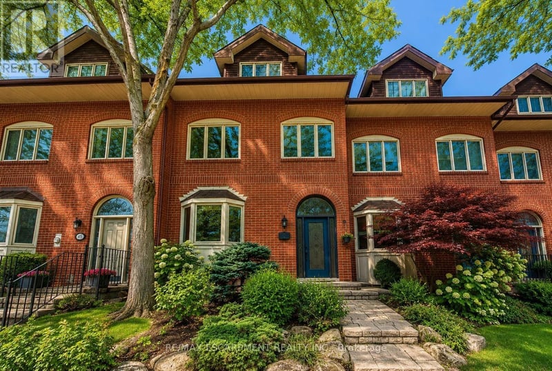 45 Tradewind Drive, Oakville (BR Bronte), Ontario, L6L6K9, Oakville (BR Bronte), Ontario — photo 1 of 5