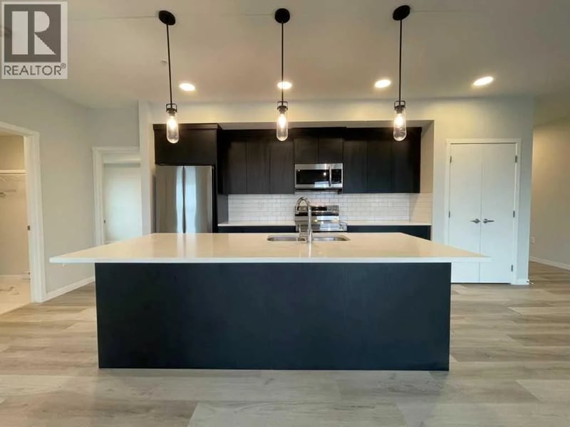 42 Cranbrook Gardens Southeast, Calgary, Alberta, T3M3N9, Calgary, Alberta — photo 1 of 5