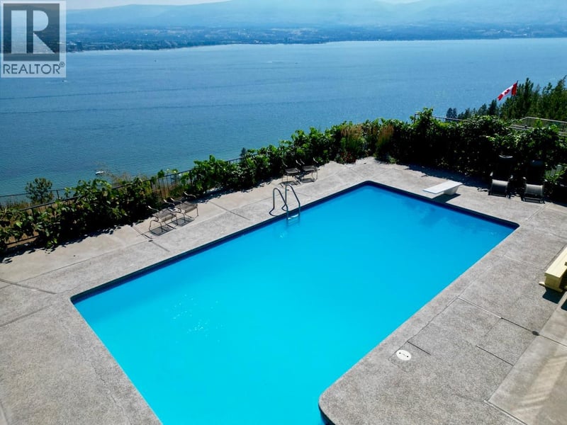 2231 Bridgeview Road, West Kelowna, British Columbia, V1Z1C2, West Kelowna, British Columbia — photo 1 of 5