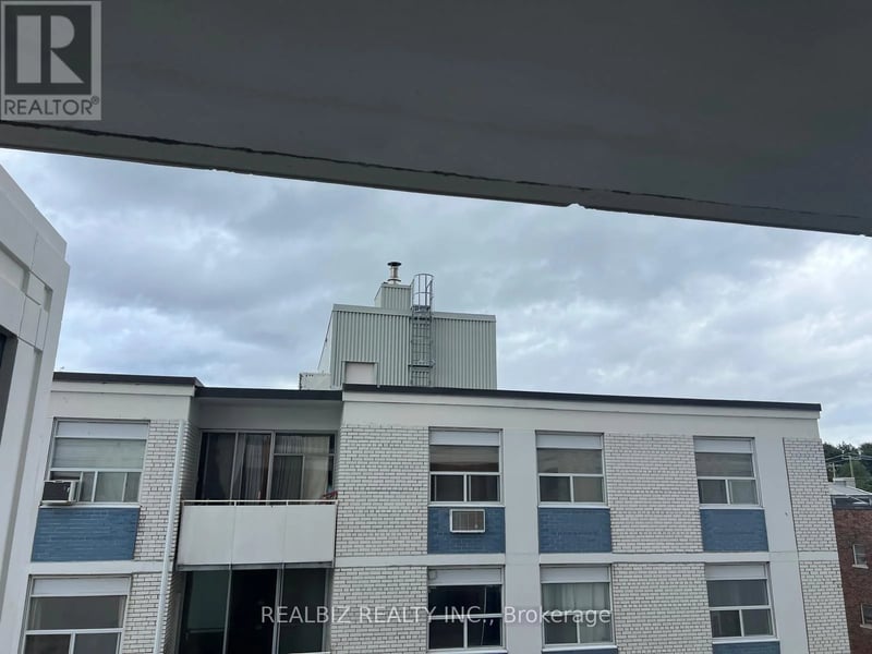 #823 91 Montclair Avenue, Toronto (Forest Hill South), Ontario, M5P0B1, Toronto (Forest Hill South), Ontario — photo 1 of 5