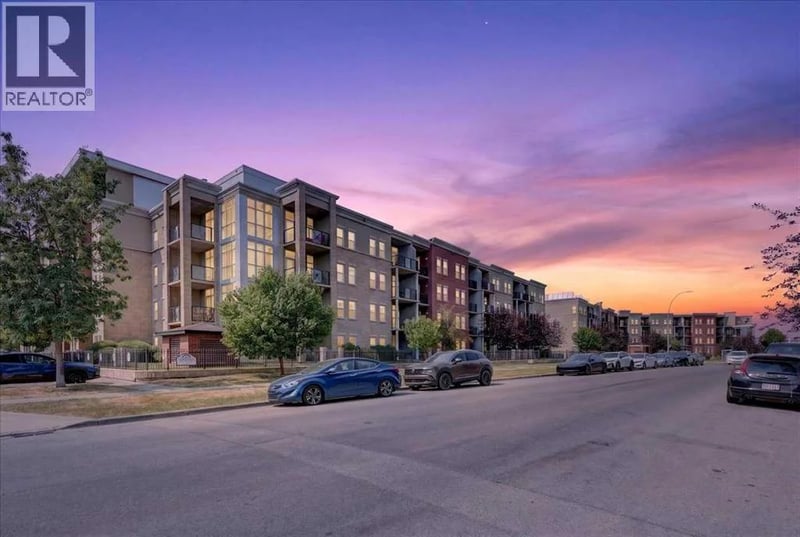11811 lake fraser Drive Southeast, Calgary, Alberta, t2j7j1, Calgary, Alberta — photo 1 of 5
