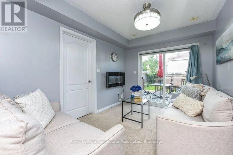 #2 6 Ventura Avenue, Brampton (Fletcher's West), Ontario, L6Y4Y9, Brampton (Fletcher's West), Ontario — photo 1 of 5