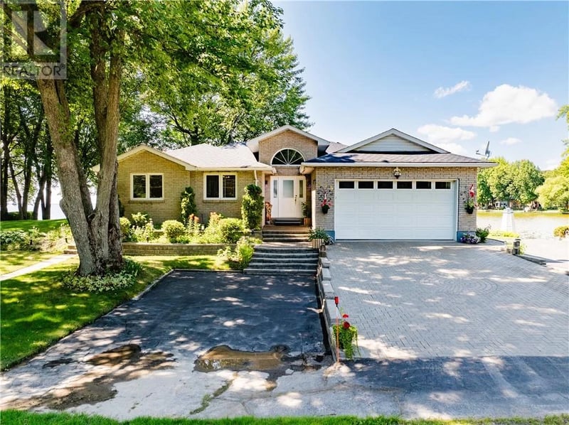 640 Lac Deux Milles Road, Sturgeon Falls, Ontario, P2B1B9, Sturgeon Falls, Ontario — photo 1 of 5
