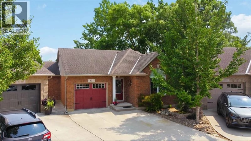 821 Carriage Way, Sarnia, Ontario, N7W0A5, Sarnia, Ontario — photo 1 of 5