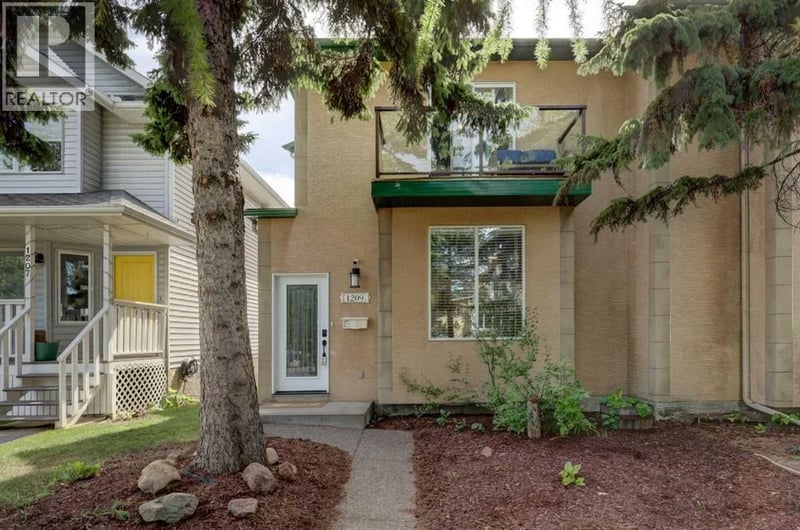 1209 18 Avenue Northwest, Calgary, Alberta, T2M0W3, Calgary, Alberta — photo 1 of 5