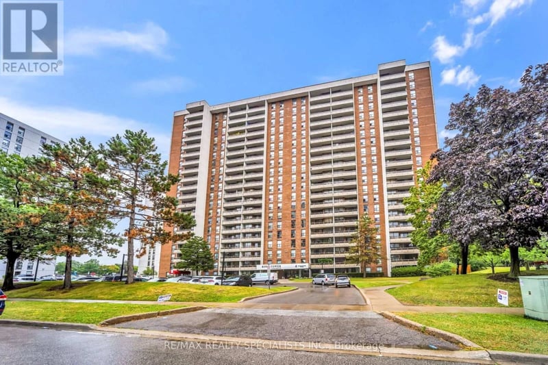 #1008 4 Kings Cross Road, Brampton (Queen Street Corridor), Ontario, L6T3X8, Brampton (Queen Street Corridor), Ontario — photo 1 of 5