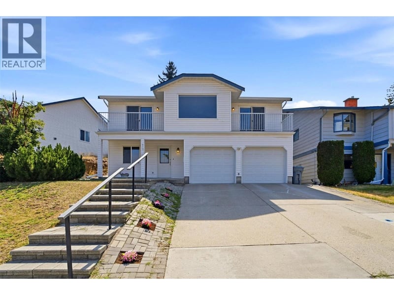 913 GREYSTONE Crescent, Kamloops, British Columbia, V1S1K7, Kamloops, British Columbia — photo 1 of 5