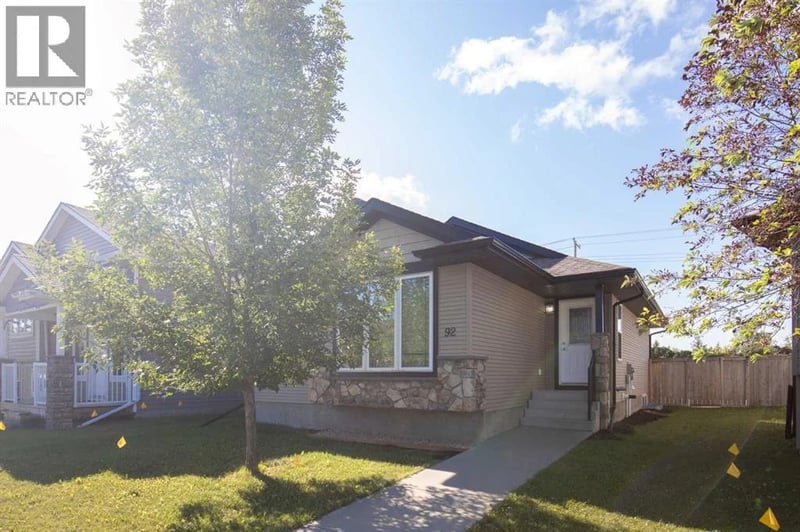 92 Ireland Crescent, Red Deer, Alberta, T4R3K7, Red Deer, Alberta — photo 1 of 5