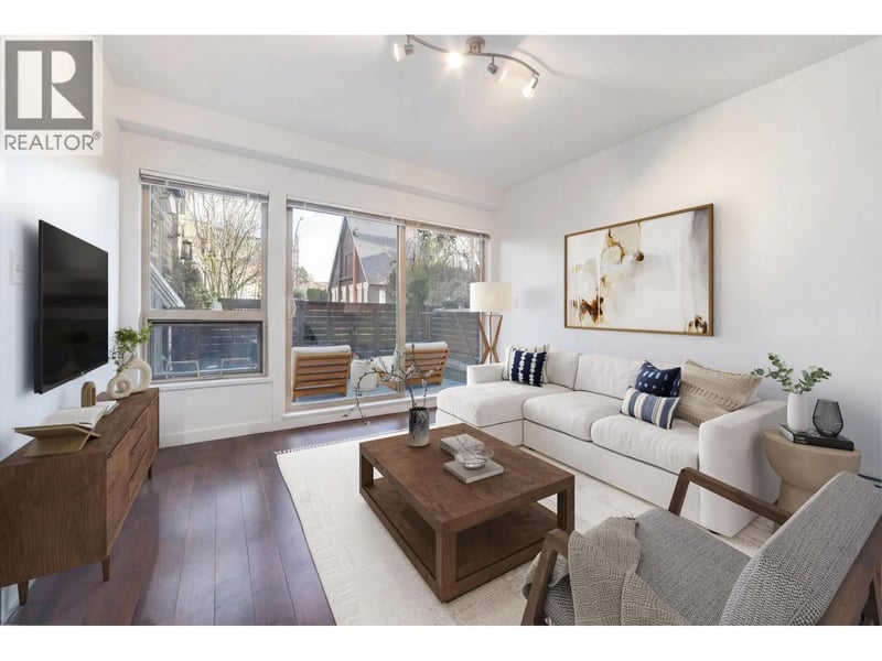 #109 1033 ST. GEORGES Avenue, North Vancouver, British Columbia, V7L3H5, North Vancouver, British Columbia — photo 1 of 5