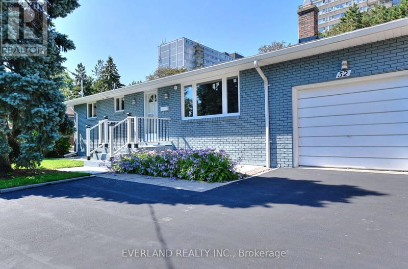 52 Fairglen Avenue, Toronto (L'Amoreaux), Ontario, M1T1G7, Toronto (L'Amoreaux), Ontario — photo 1 of 5