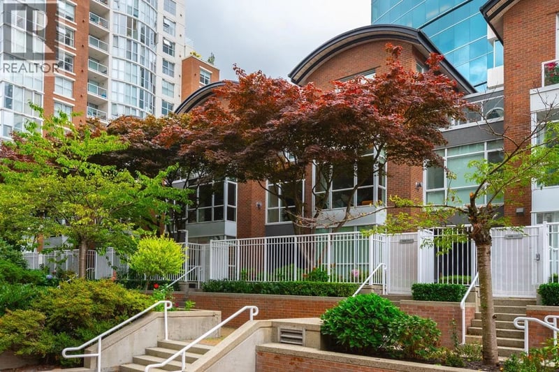 1268 QUEBEC Street, Vancouver, British Columbia, V6A4G7, Vancouver, British Columbia — photo 1 of 5