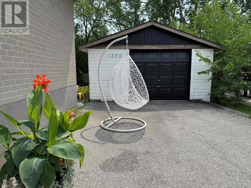 1350 Rebecca Street, Oakville (SW Southwest), Ontario, L6L1Z4, Oakville (SW Southwest), Ontario — photo 1 of 5